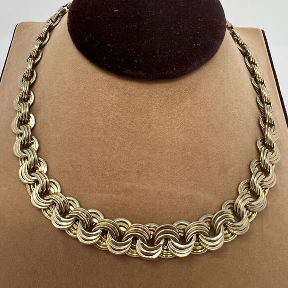 Monet VTG Statement Chain Necklace Classic Gold Tone Curb Link Adjustable To 17" - Picture 1 of 6